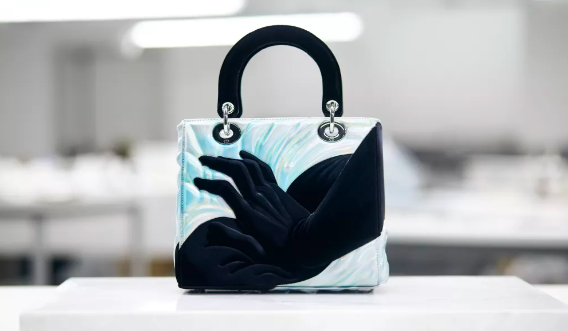 These artists are putting their stamp on the ‘Lady Dior’ handbag