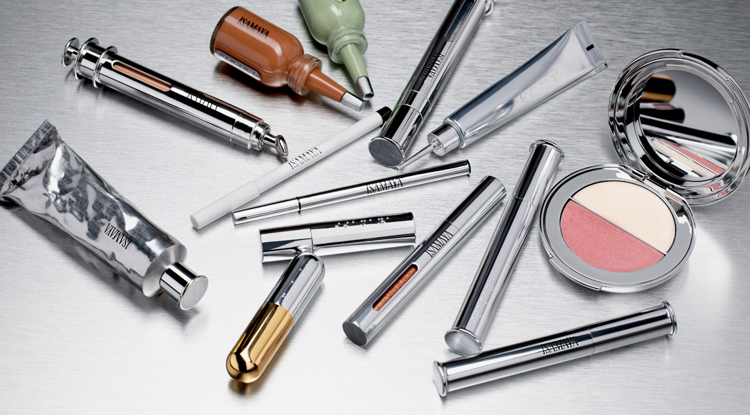 Isamaya bringt eine neue Make-up-Kollektion zum Thema Rodeo heraus
