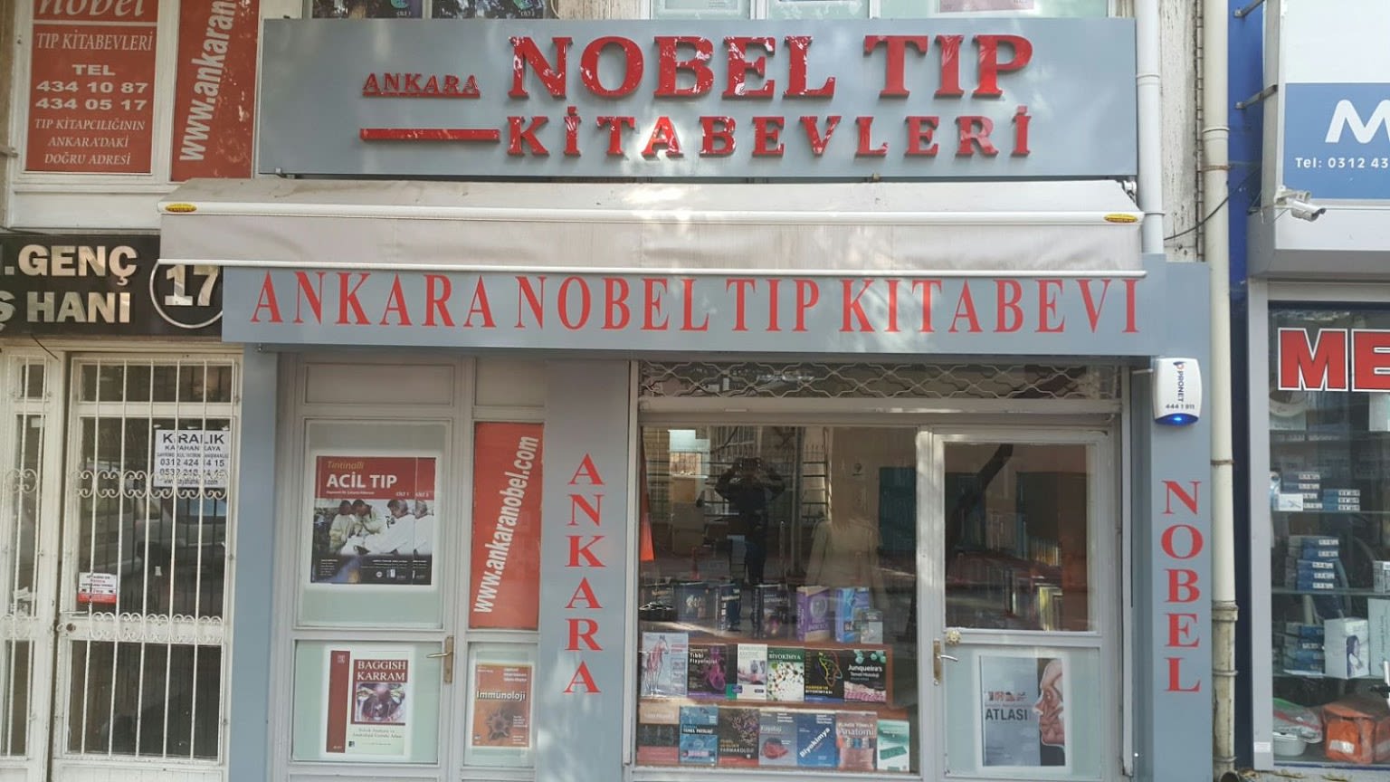 Nobel Bookstores