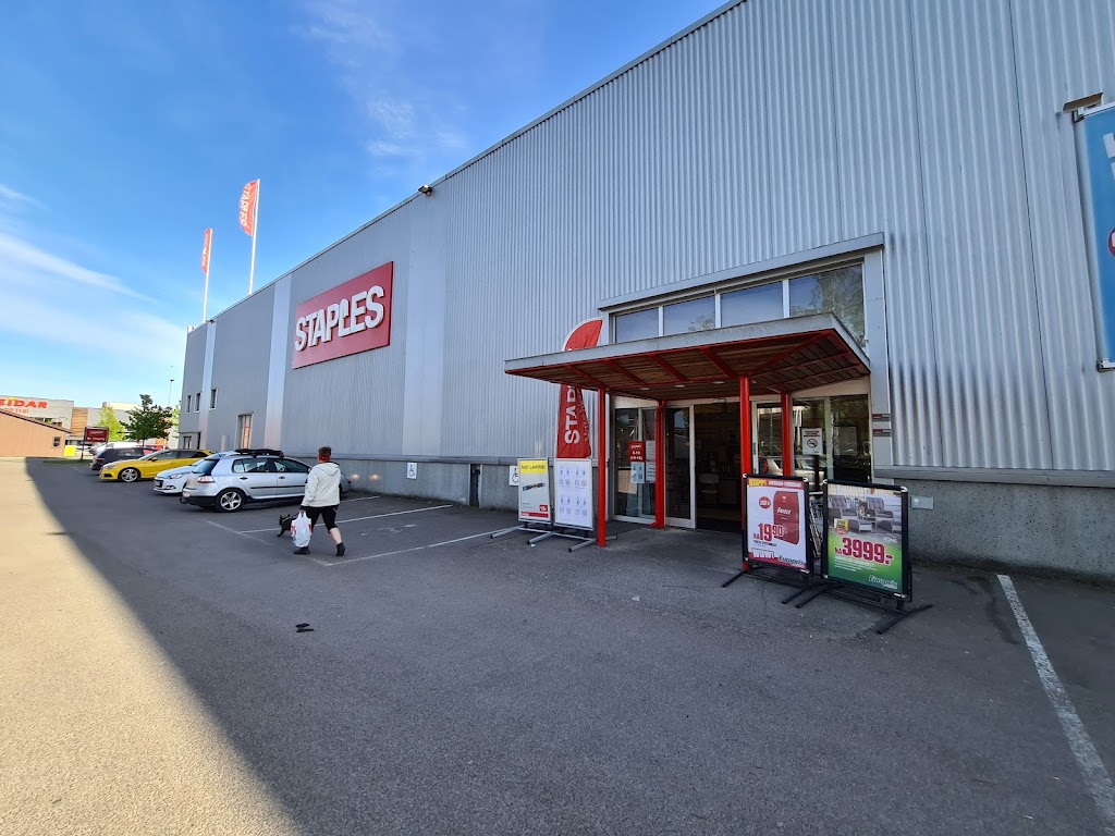 Staples Drammen, Åssiden