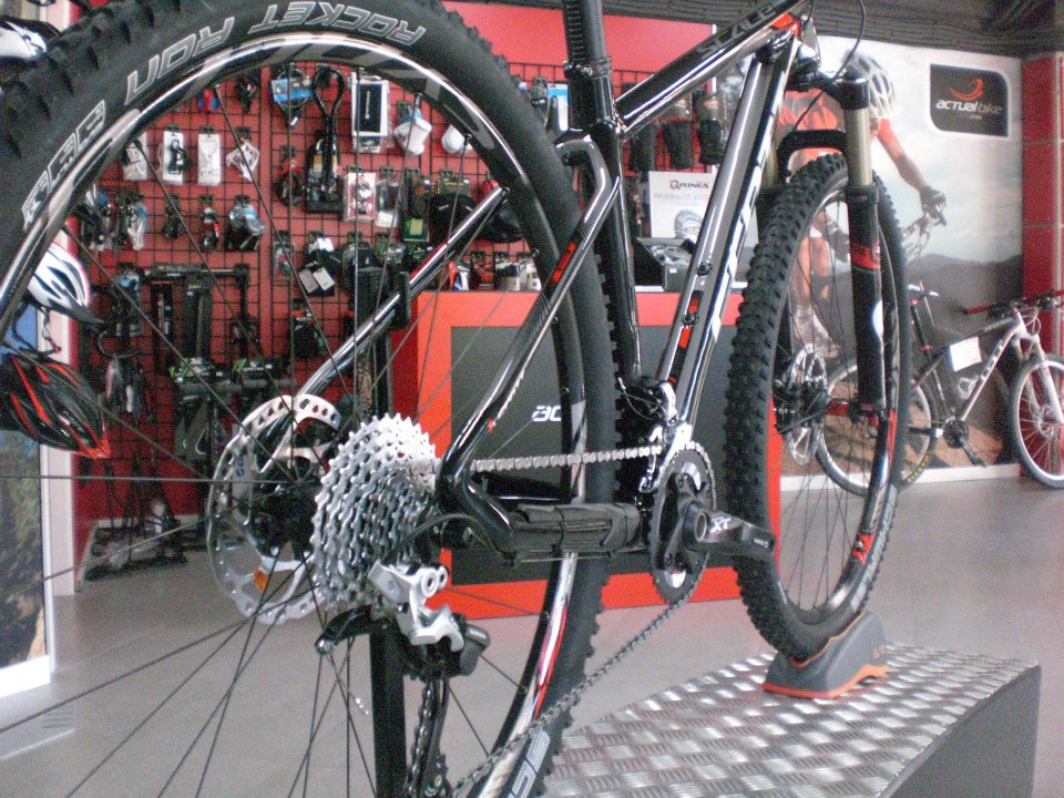 Actual Bike Cycling Store