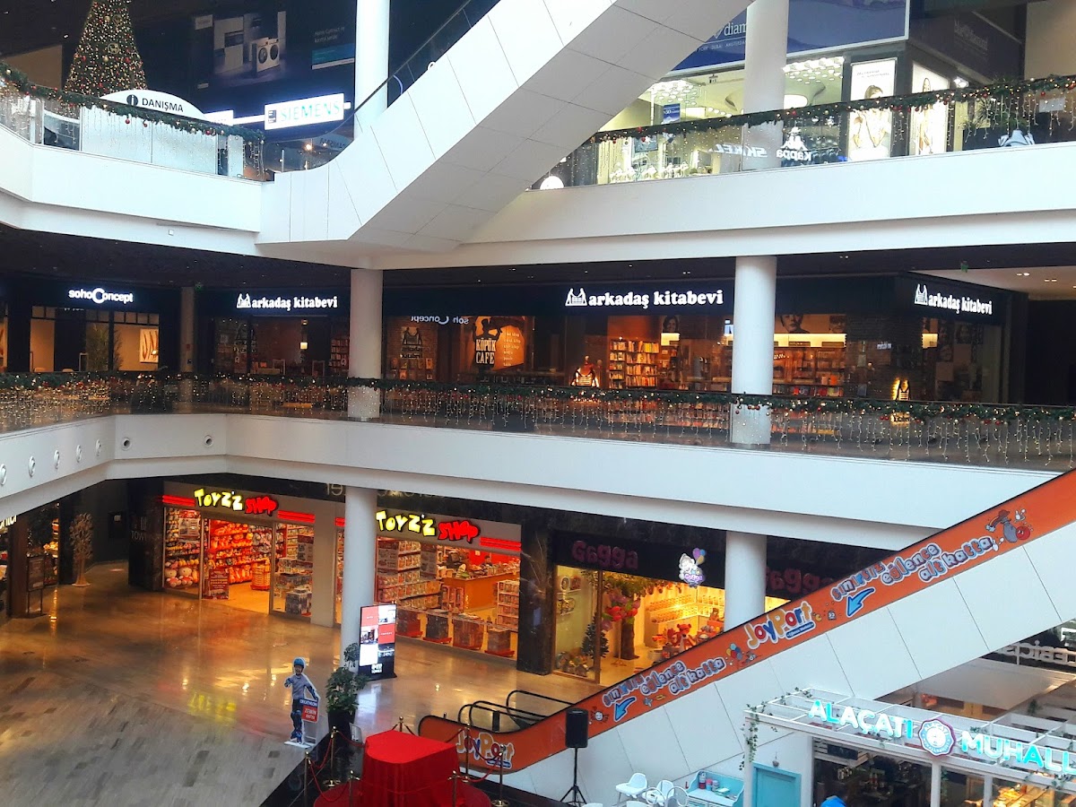 Friends Bookstore