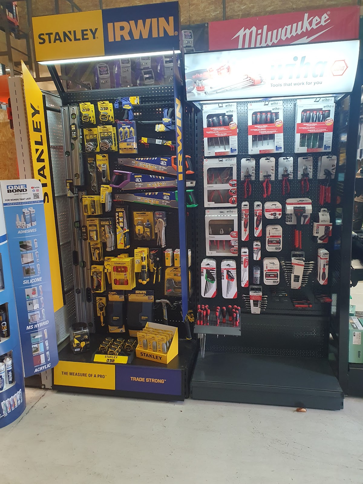 UK Tools and Fasteners