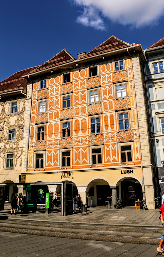 Lush Graz