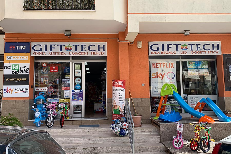 GIFT & TECH