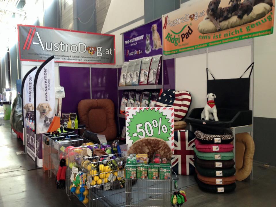 Lager - AustroDog.at - Hermann Haslwanter - Hundenahrung & Zubehör