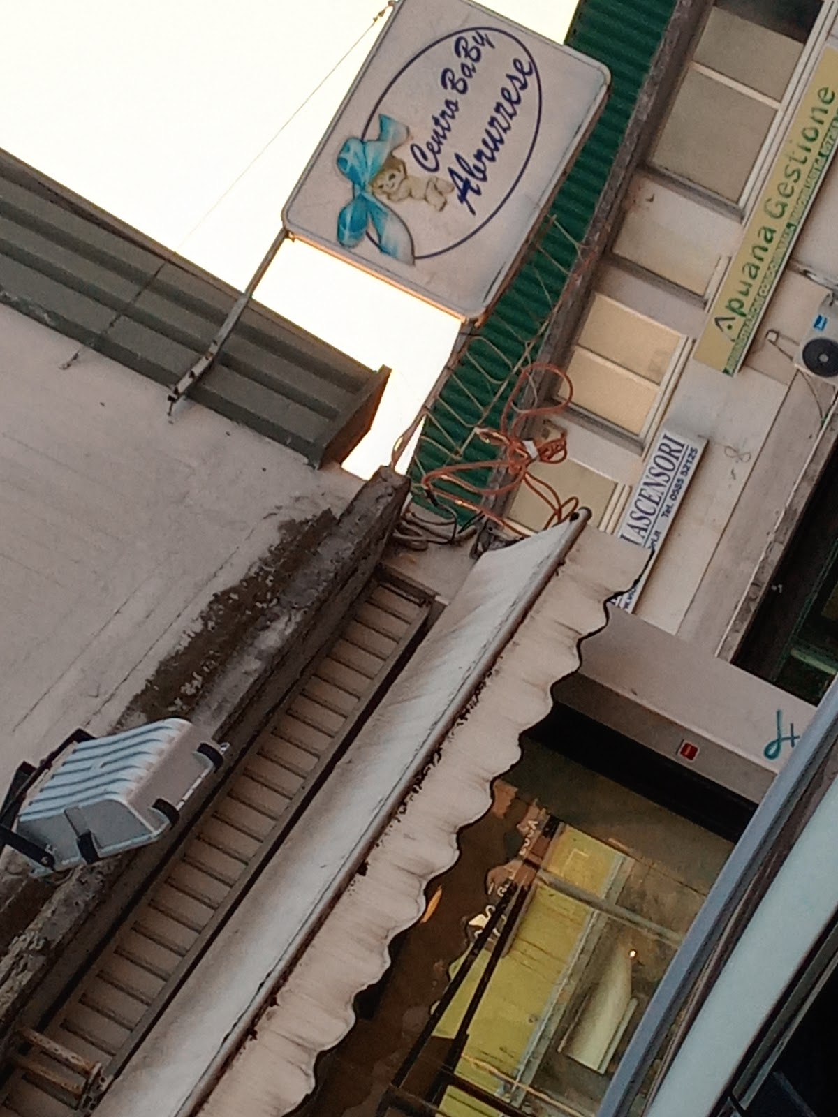 Abruzzese Centro Baby Carrara