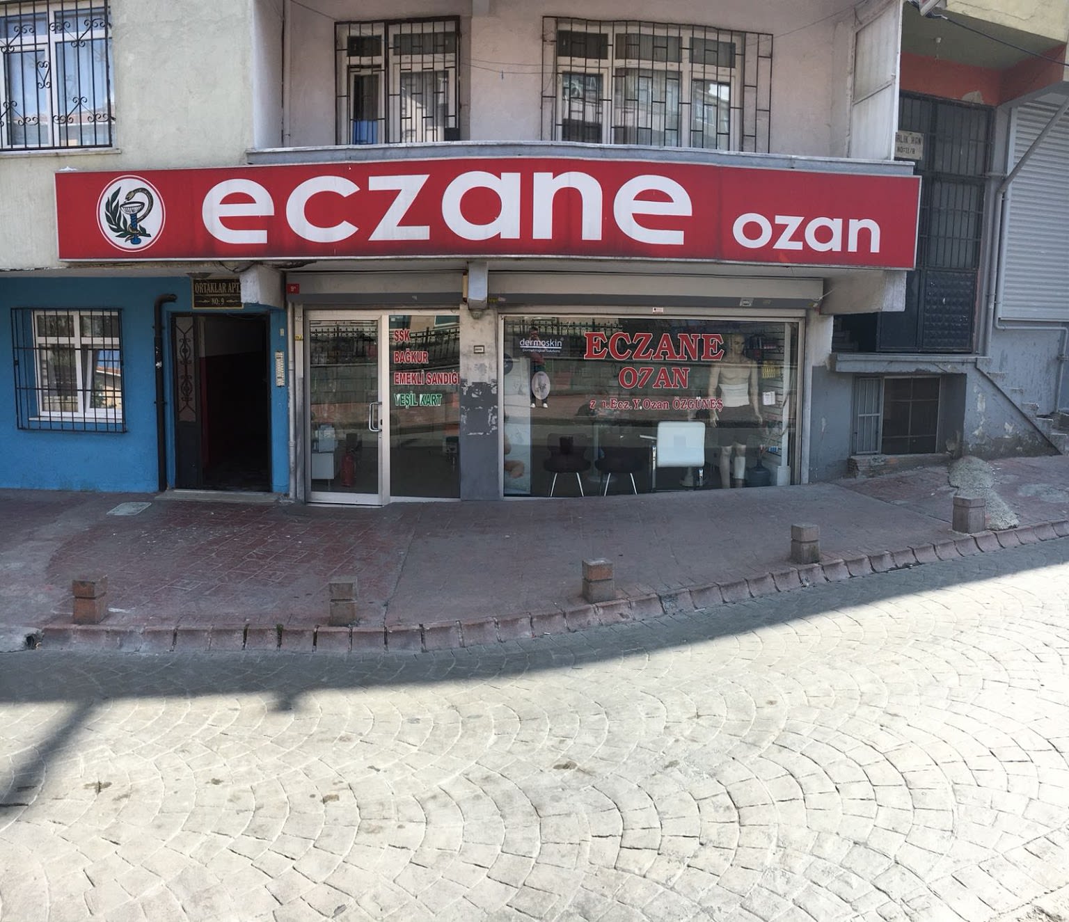 OZAN ECZANESİ