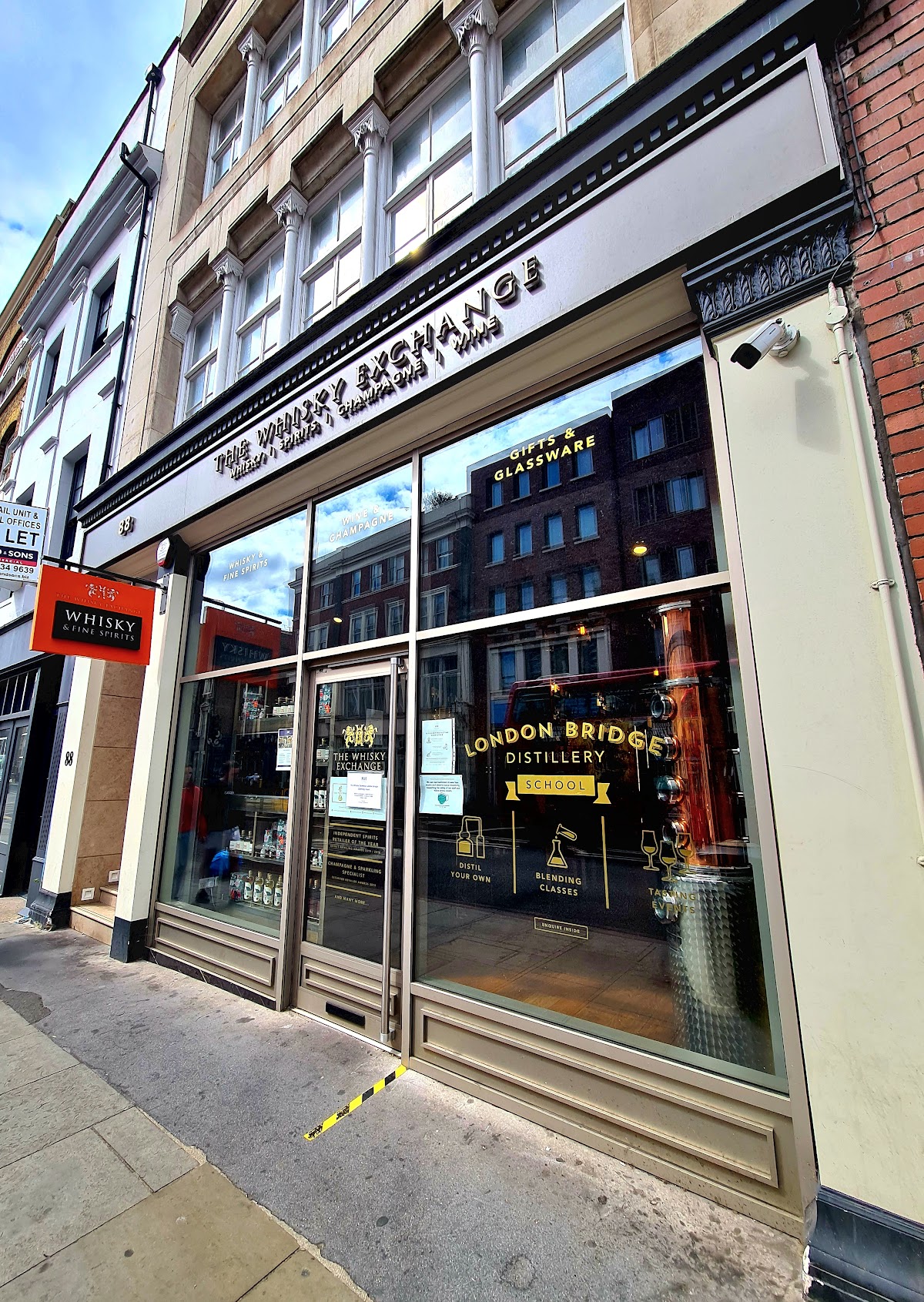The Whisky Exchange - London Bridge Shop