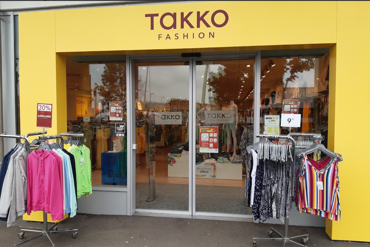 TAKKO FASHION 