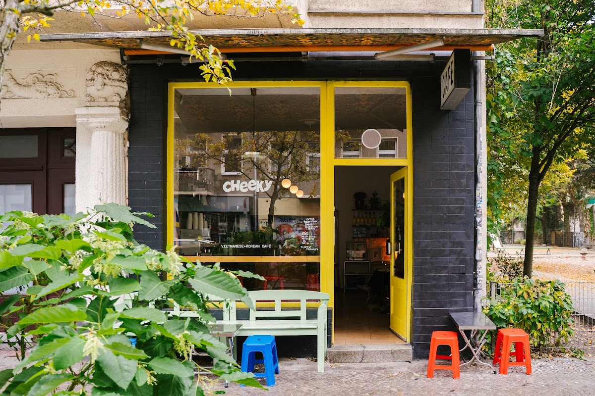 AIRFIELD Store Salzburg