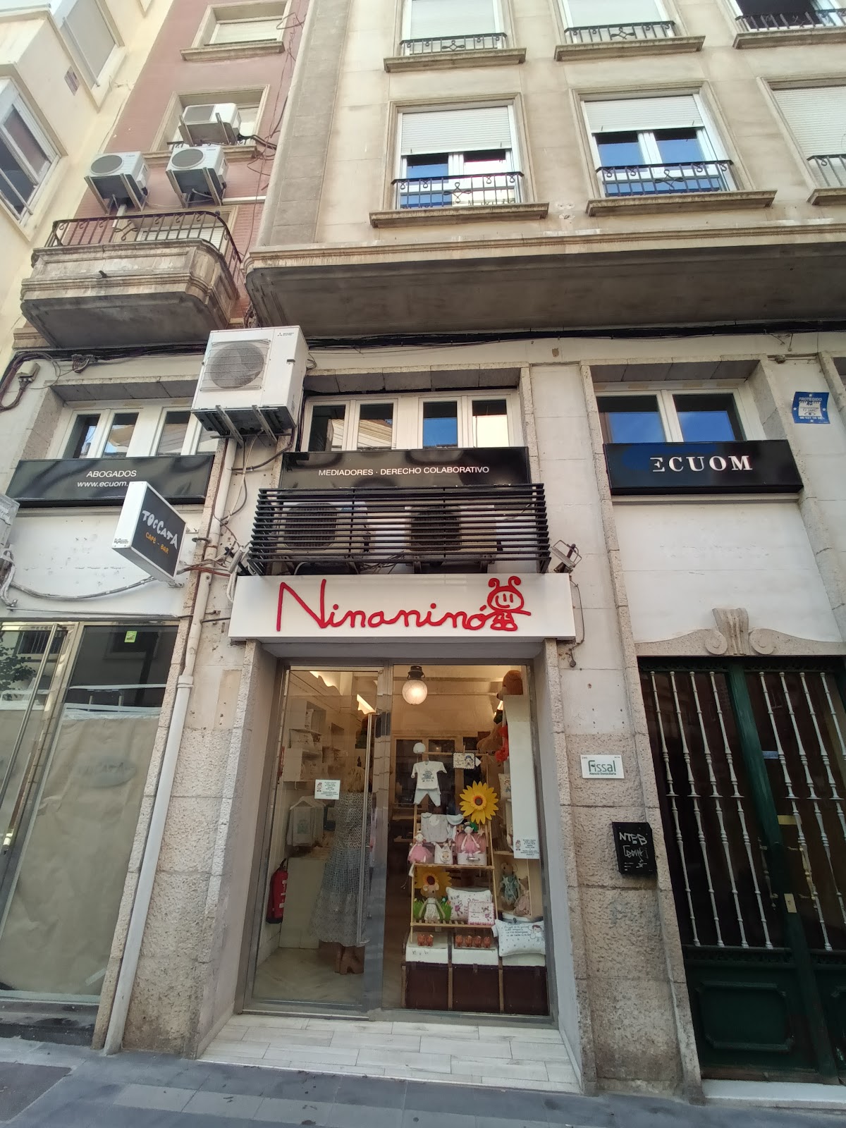 Ninaninó