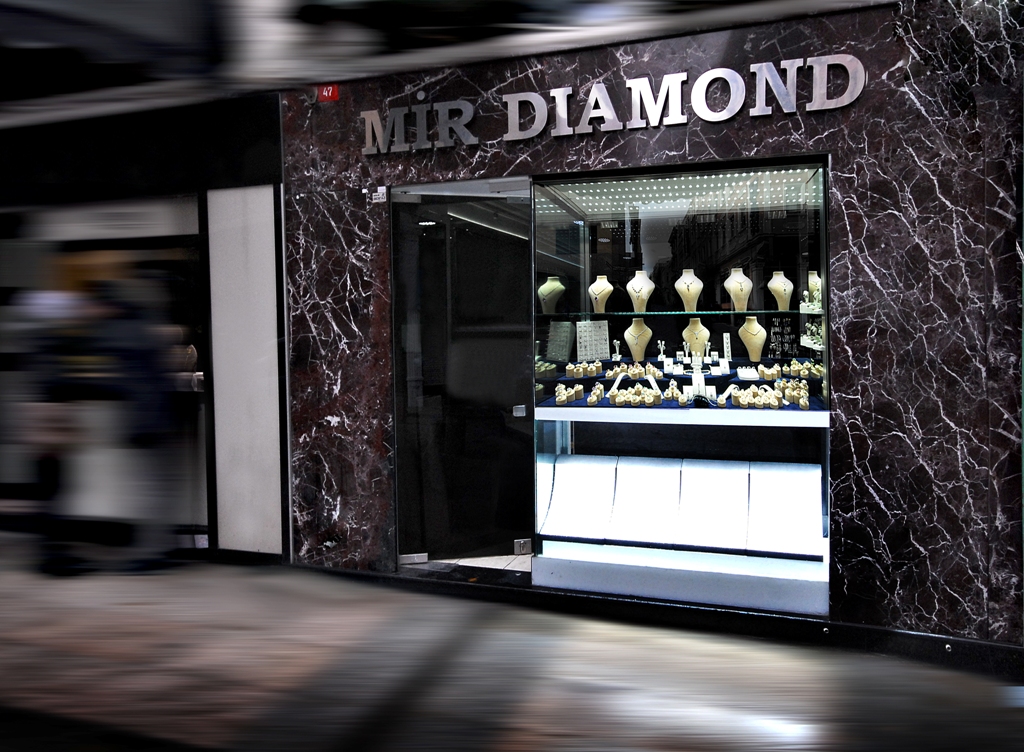 Mir Diamond