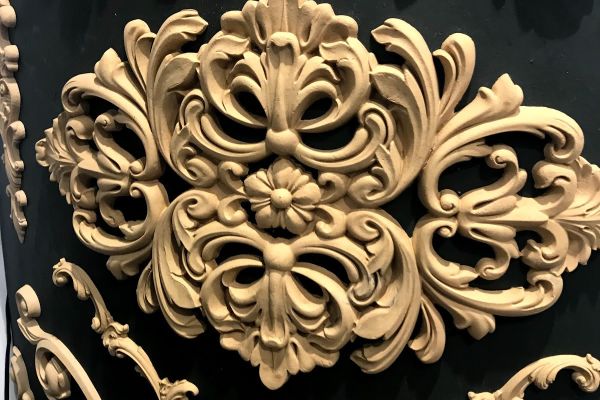 WoodUbend Mouldings Switzerland