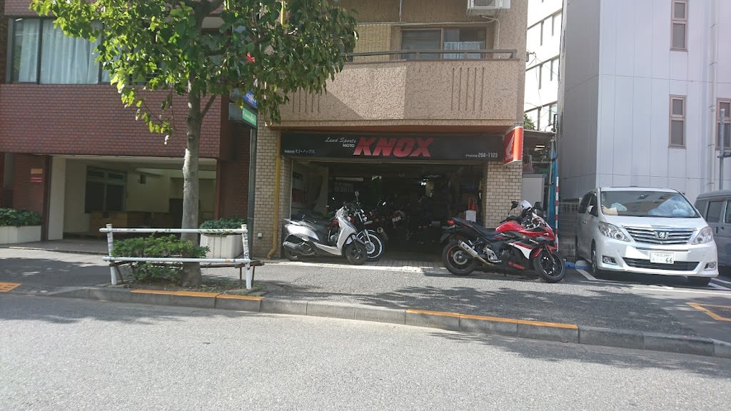 モト・ノックス