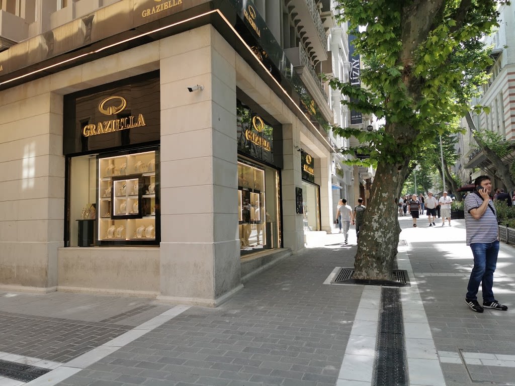 Graziella and Braccialini Store