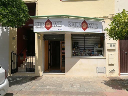 Rara Avis - Tienda de cómics, figuras y juegos en Dos Hermanas, Sevilla
