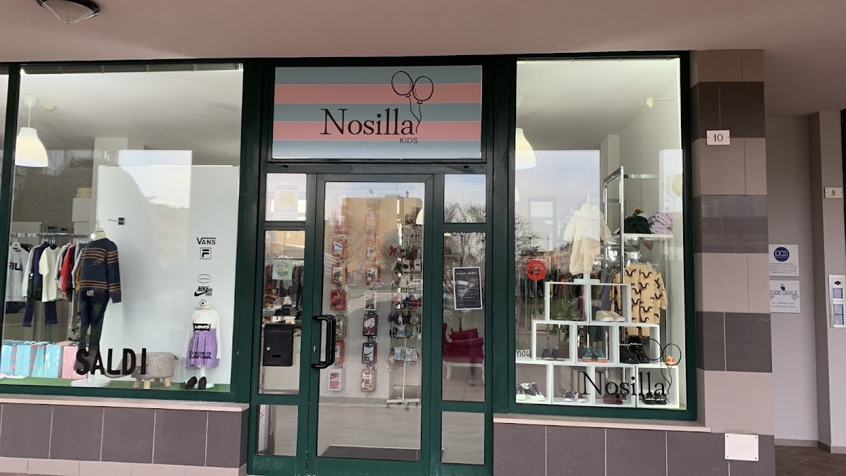 Family Fashion Store