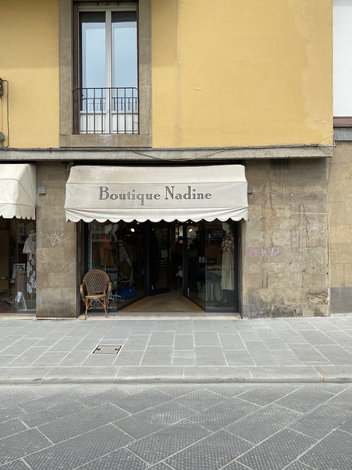 A Piedi Nudi Nel Parco