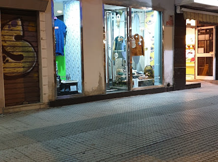 OLA SURF SKATE SHOP ... Surf, skate, bodyboard y mucho más, tiendas de surf y skate en Cádiz desde 1996