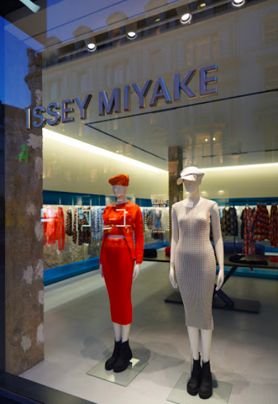 ISSEY MIYAKE / LONDON 10 BROOK