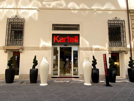 Kartell Rimini Flag Store