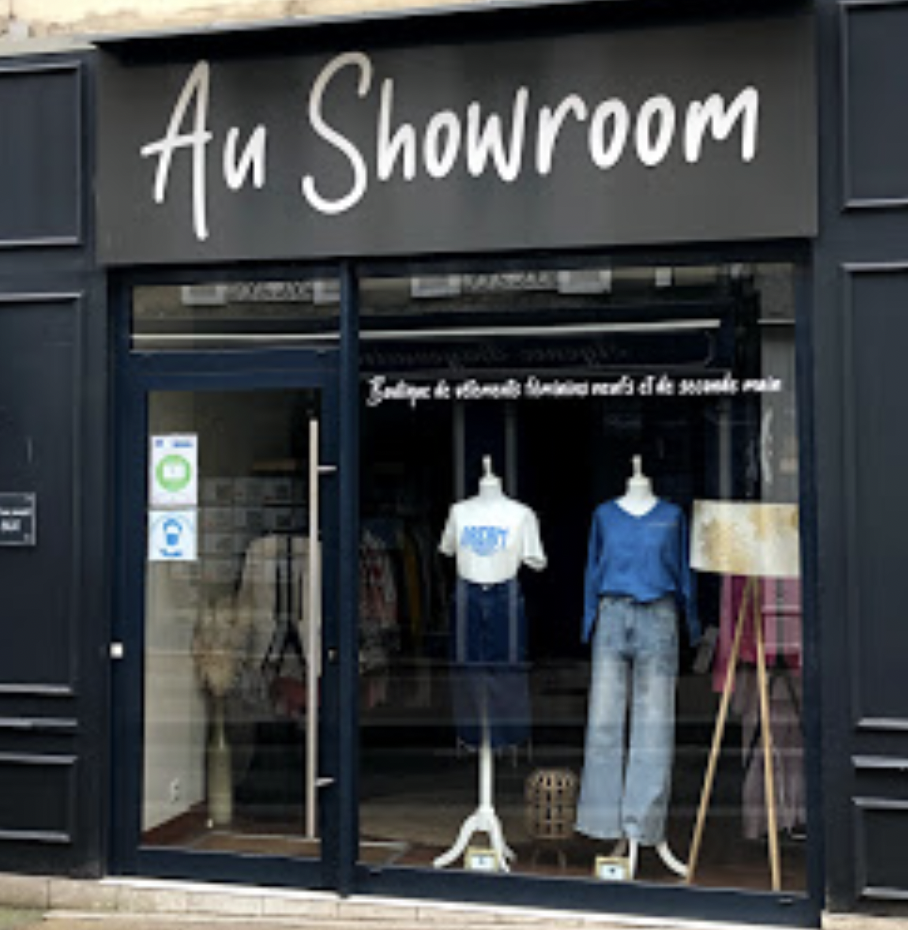 Au Showroom