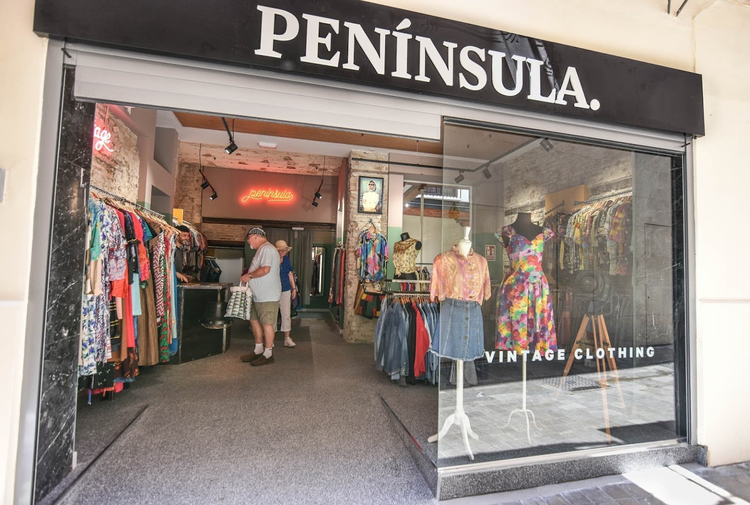 PENINSULA VINTAGE Ropa vintage en Málaga