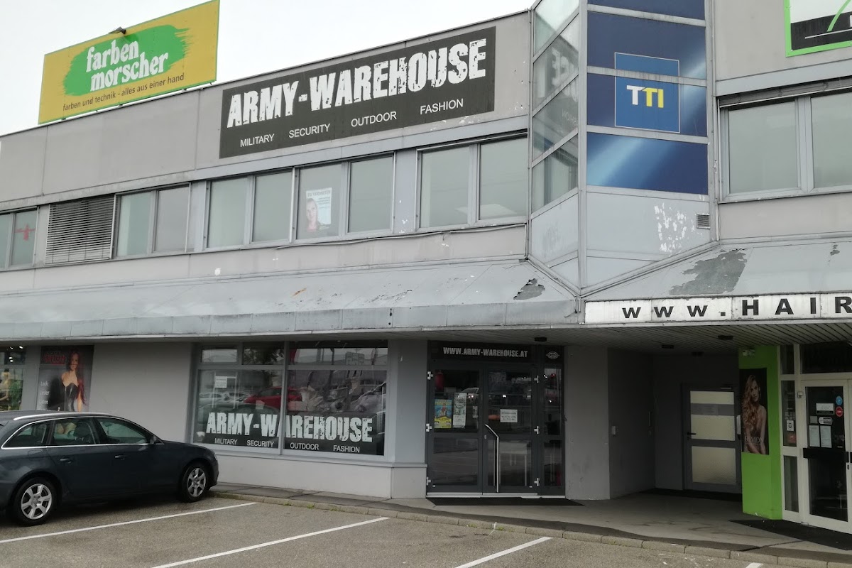 ARMY-WAREHOUSE Shop Pasching