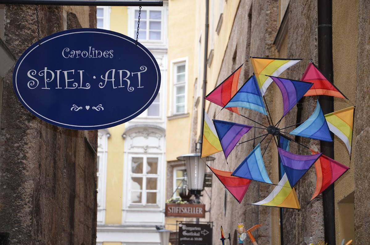 Carolines SPIEL-ART