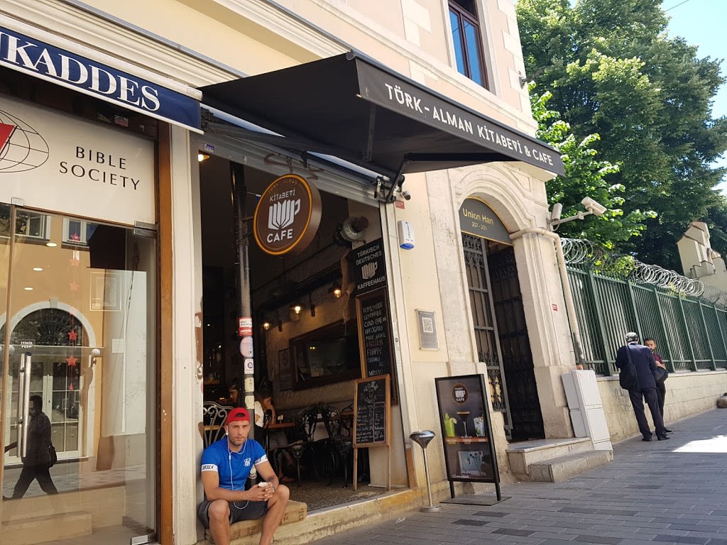 Turkish-German Bookstore & Cafe
