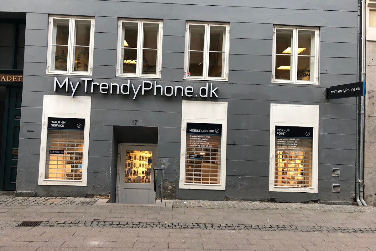 MyTrendyPhone 