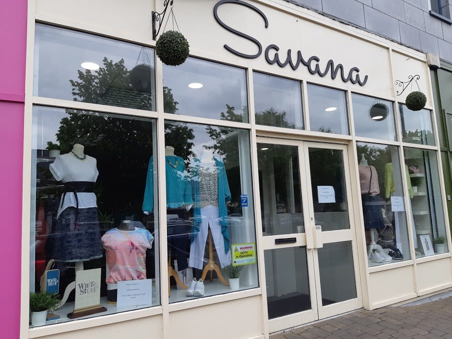 Savana: DECK & White Stuff Clothing