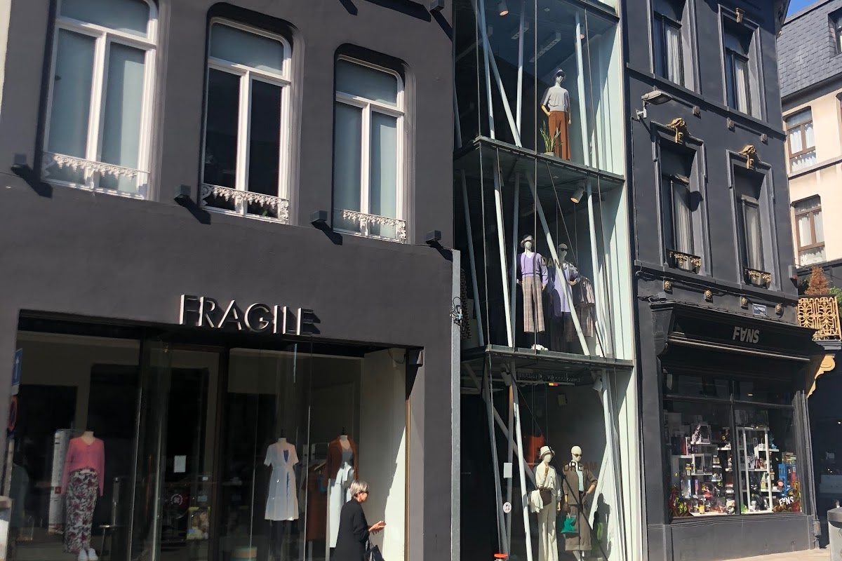 Fragile - Maternity fashion - Antwerpen