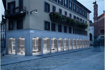 Acne Studios Piazza del Carmine