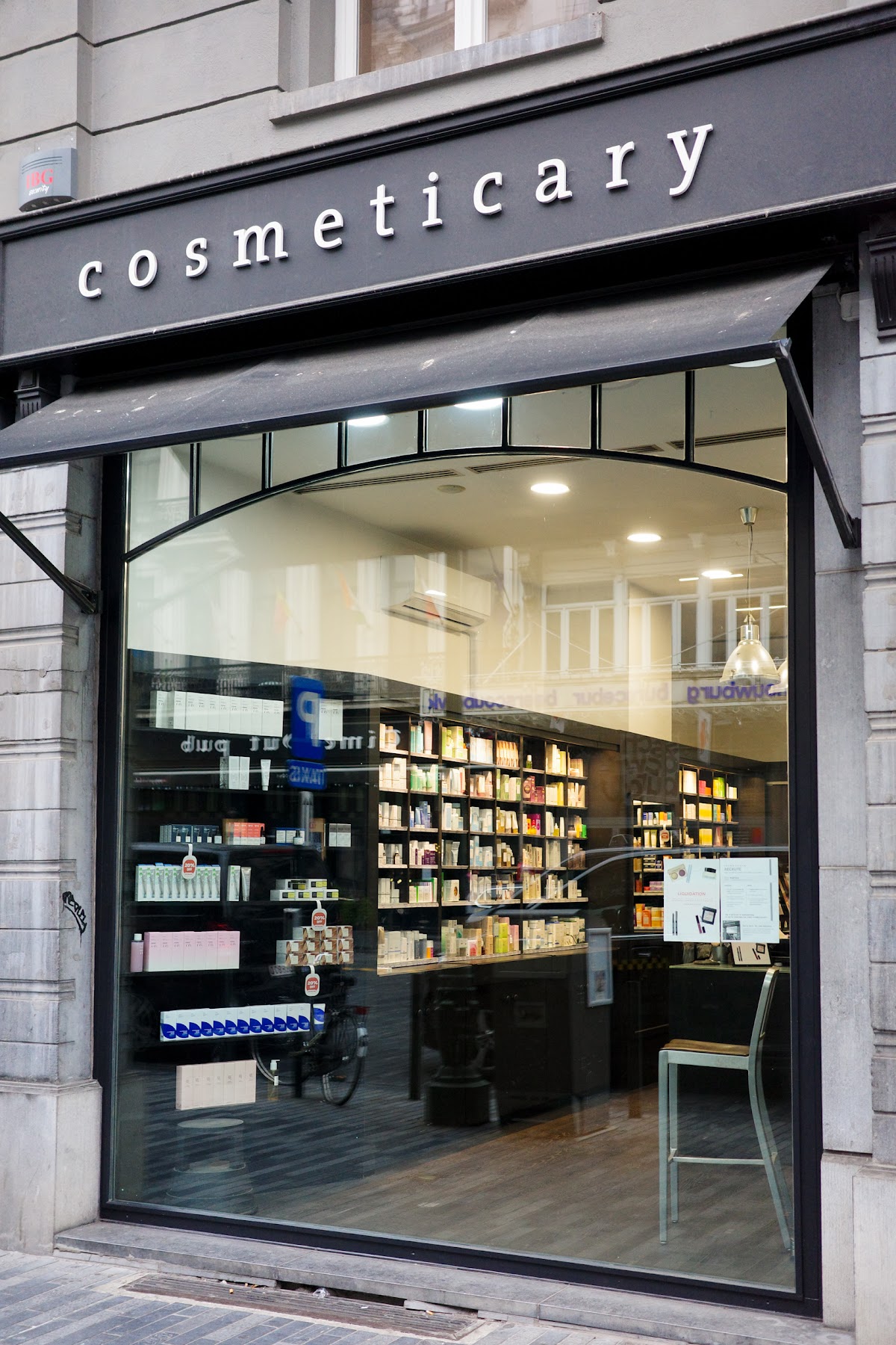 Cosmeticary