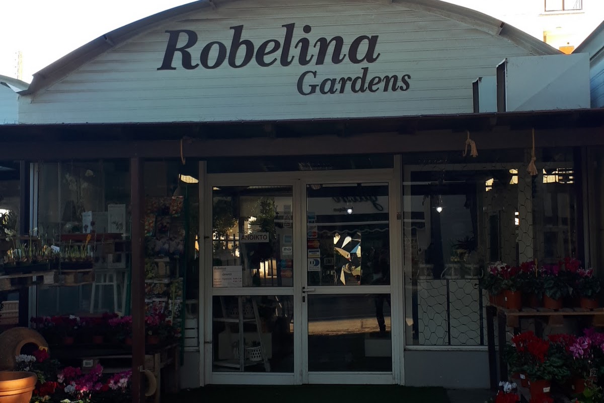 Robelina Gardens