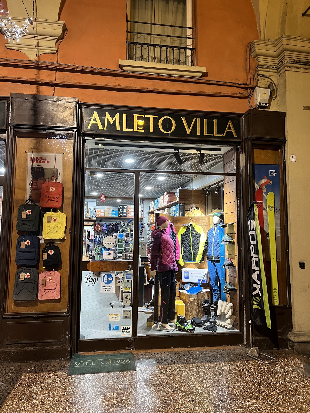 Villa Alpine Shop