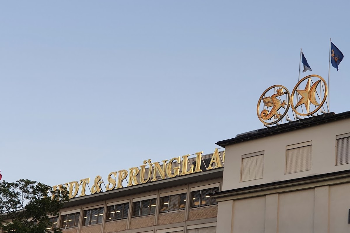 Lindt Swiss Chocolate Master