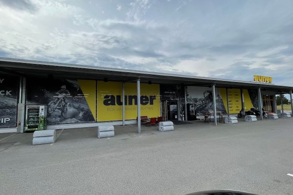 auner Flagship-Store Wr. Neustadt 