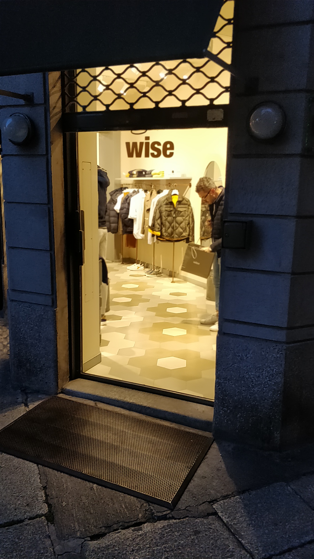 Wise Cremona Mercatello