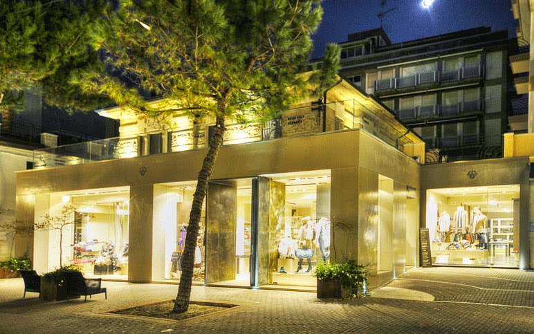 Ferretti Luxury Boutique