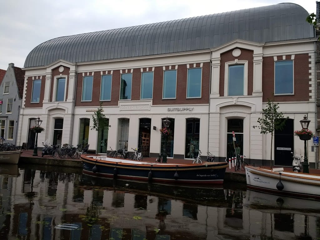 Suitsupply Leiden