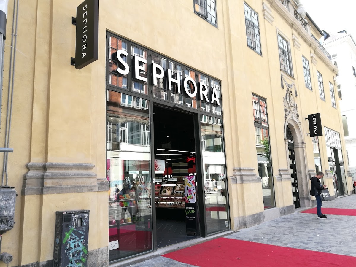 SEPHORA POSTHOUSE