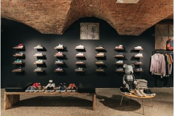 Negozio adidas bologna sales via clavature