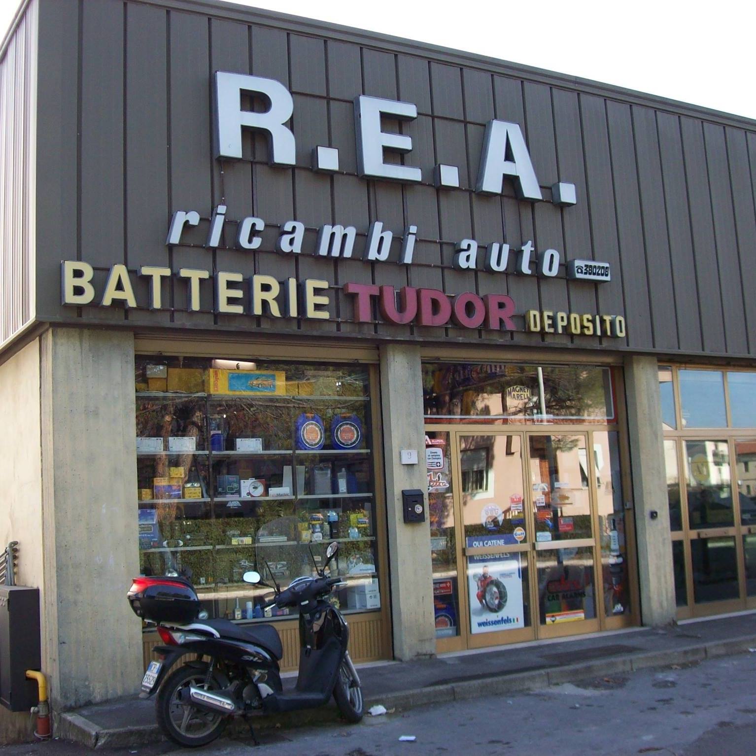 R.E.A. RICAMBI AUTO DI VERDELLI PIERO