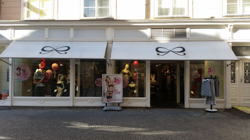 Hunkemöller