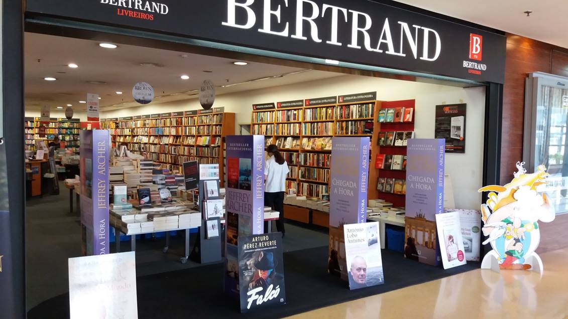Bertrand Books