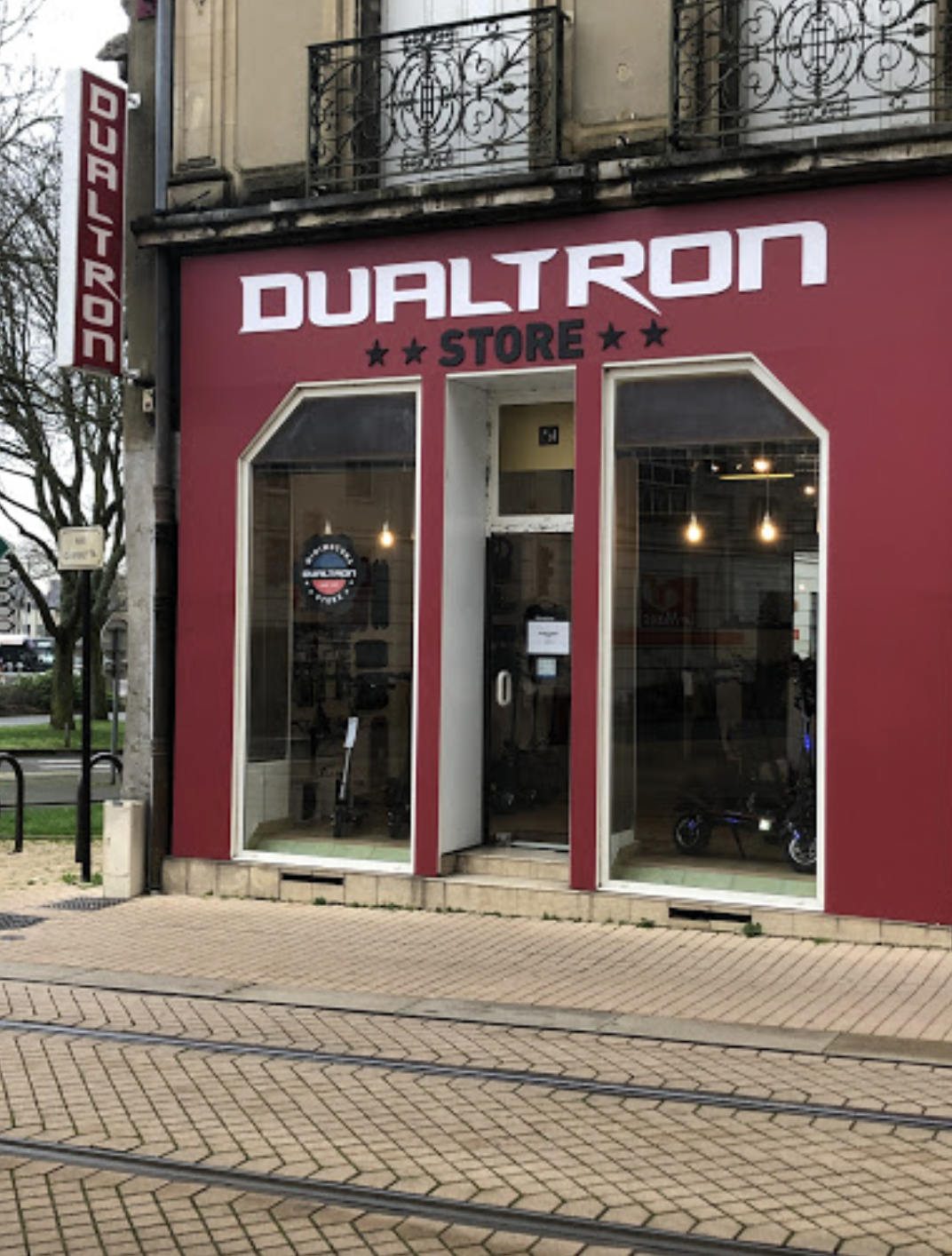 DUALTRON Store - Moburbaine - Vente Trottinette electrique