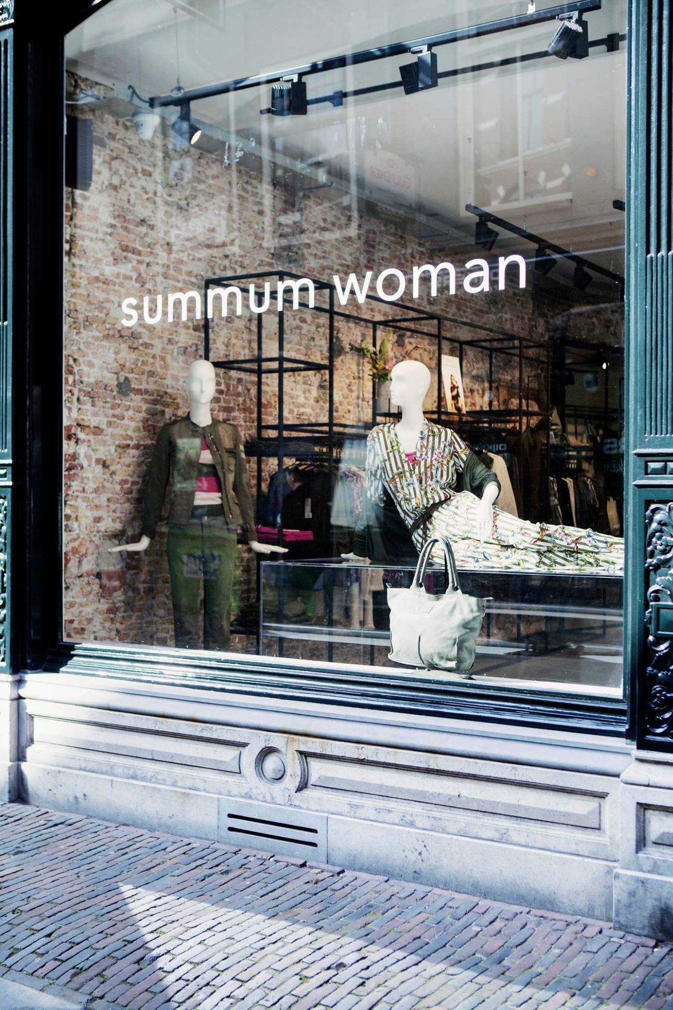 Summum Woman